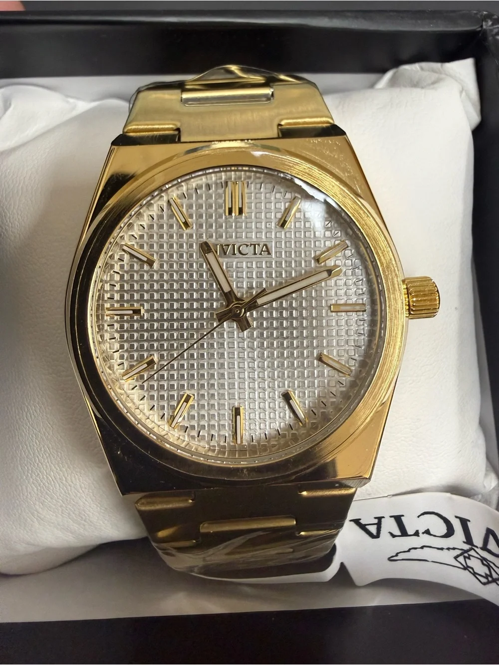 Invicta Men’s Speedway 48400 – Gold Tone  40mm, 50m water resistant